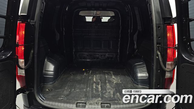 Hyundai Staria Cargo 5-Seater Smart 2022 — фото 20
