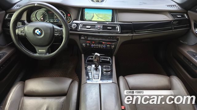 BMW 7 Series (F01) 750Li xDrive Individual 2015 — фото 7