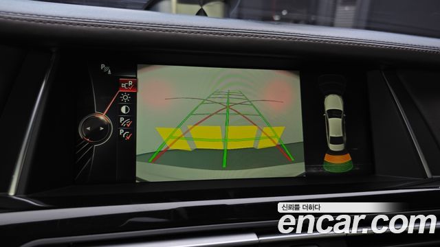 BMW 7 Series (F01) 750Li xDrive Individual 2015 — фото 16