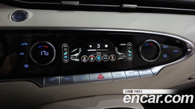 Genesis Electrified (GV70) e-AWD 2022 — фото 32