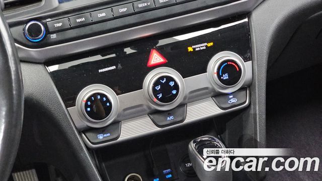 Hyundai Avante (AD) 1.6 LPi Smart(Rental) 2020 — фото 24