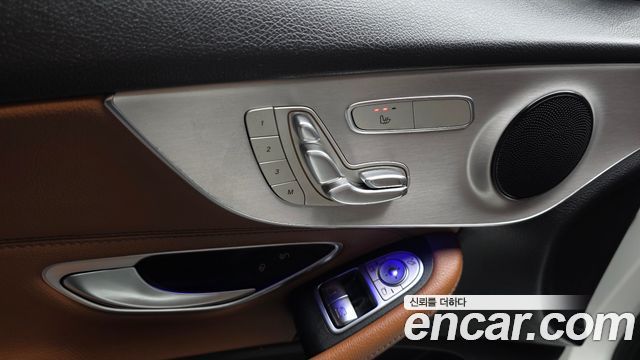 Mercedes-Benz C-Class (W205) C220 d 4MATIC Coupe 2019 — фото 28
