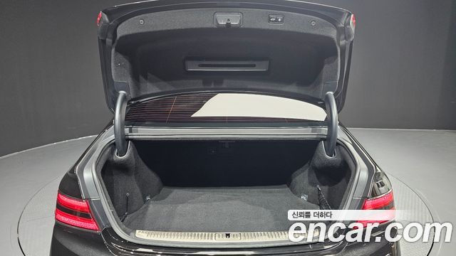 Genesis G90 3.8 AWD Prestige 2019 — фото 24