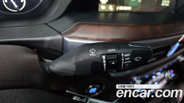 Genesis G90 3.8 AWD Prestige 2019 — фото 35