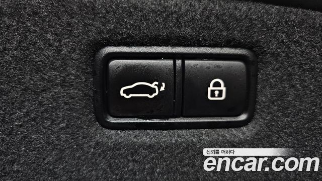 Genesis G90 3.8 AWD Prestige 2019 — фото 38