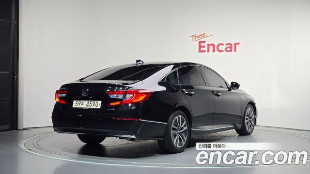 Honda Accord (X) 2.0 Hybrid EX-L 2018 — фото 2