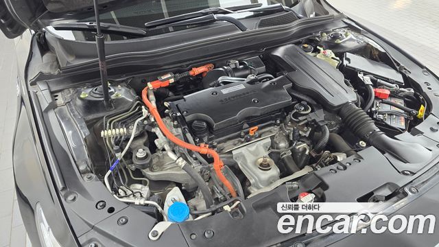 Honda Accord (X) 2.0 Hybrid EX-L 2018 — фото 6