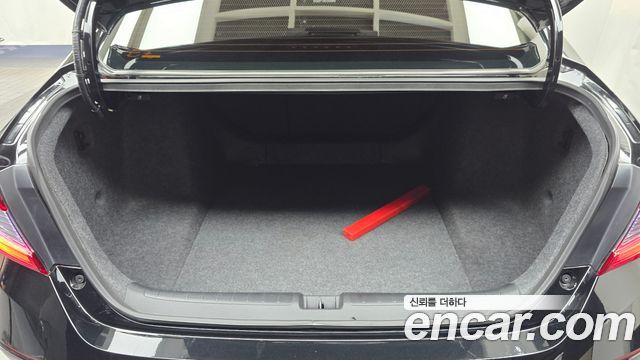 Honda Accord (X) 2.0 Hybrid EX-L 2018 — фото 17