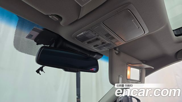 Honda Accord (X) 2.0 Hybrid EX-L 2018 — фото 18