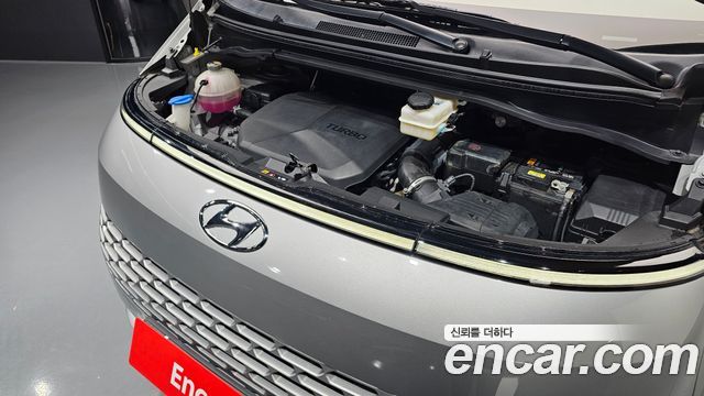 Hyundai Staria Cargo 5-Seater Modern 2022 — фото 6