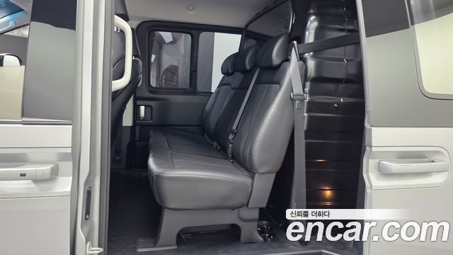 Hyundai Staria Cargo 5-Seater Modern 2022 — фото 12