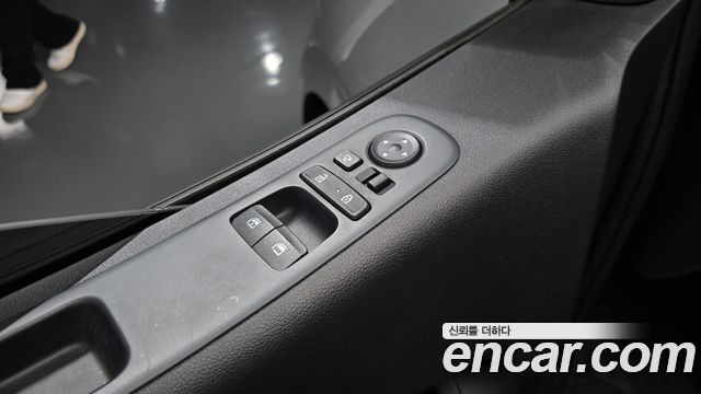 Hyundai Staria Cargo 5-Seater Modern 2022 — фото 29