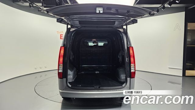 Hyundai Staria Cargo 5-Seater Modern 2022 — фото 32