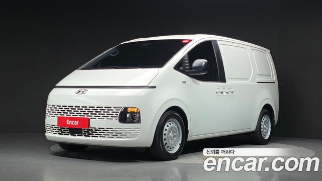 Hyundai Staria Cargo 3-Seater Smart 2022 — фото 1