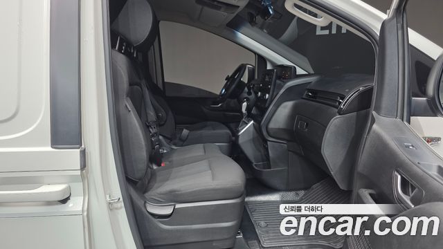 Hyundai Staria Cargo 3-Seater Smart 2022 — фото 10