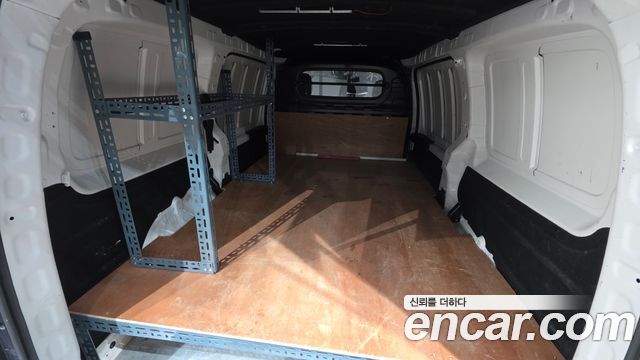 Hyundai Staria Cargo 3-Seater Smart 2022 — фото 19