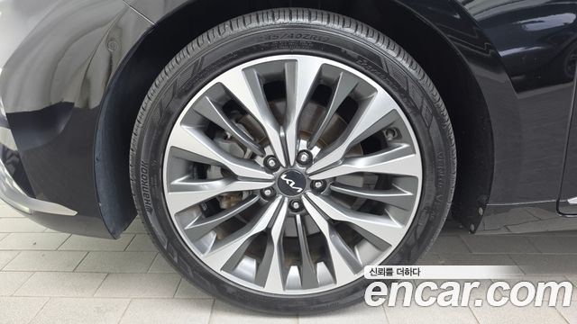 Kia K8 2.5 Gasoline 2WD Signature 2022 — фото 5