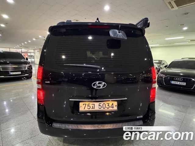 Hyundai Grand Starex Camping car 2021 — фото 4