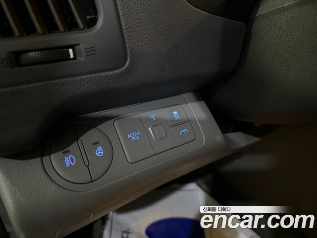 Hyundai Grand Starex Camping car 2021 — фото 18