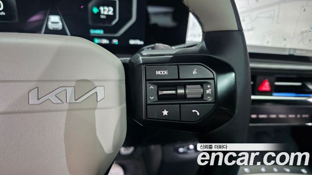 Kia EV6 Long Range 4WD GT Line 2025 — фото 37