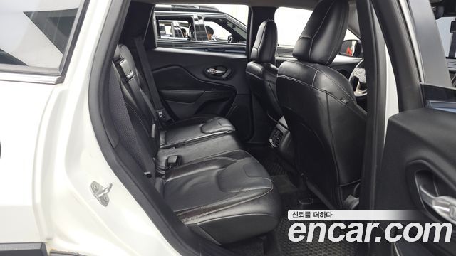 Jeep Cherokee (KL) 2.0 Diesel LIMITED 4WD 2015 — фото 12
