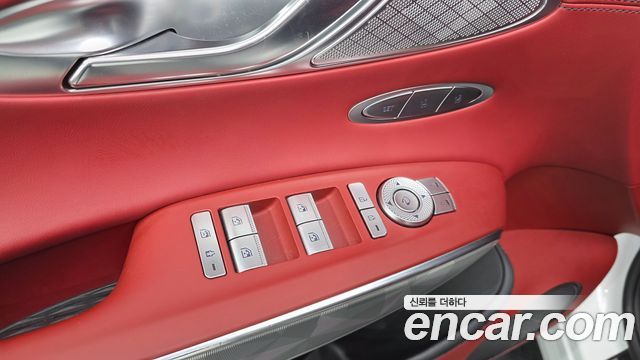 Genesis GV70 2.5T Gasoline AWD 2023 — фото 29