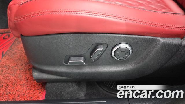 Genesis GV70 2.5T Gasoline AWD 2023 — фото 33