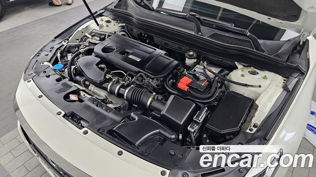 Honda Accord (X) 2.0 Turbo Sport 2018 — фото 6