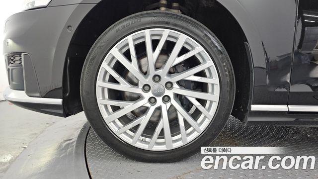 Audi A8 (D5) 50 TDI Quattro LWB 2020 — фото 5