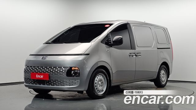 Hyundai Staria Cargo 3-Seater Smart 2023 — фото 1