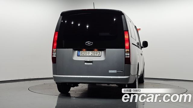 Hyundai Staria Cargo 3-Seater Smart 2023 — фото 4