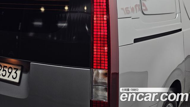 Hyundai Staria Cargo 3-Seater Smart 2023 — фото 23