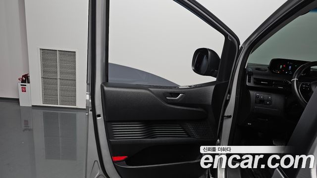 Hyundai Staria Cargo 3-Seater Smart 2023 — фото 25