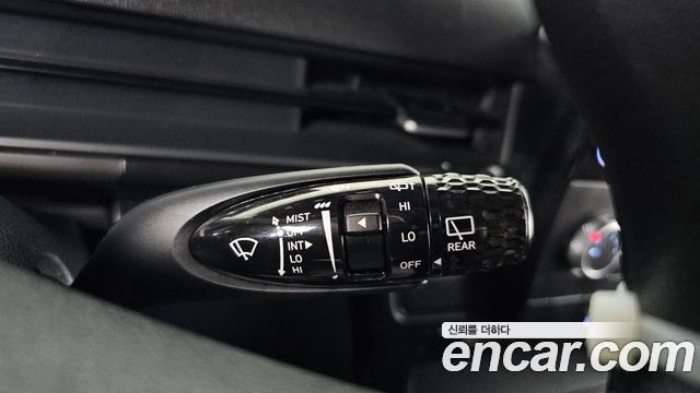 Hyundai Staria Cargo 3-Seater Smart 2023 — фото 32