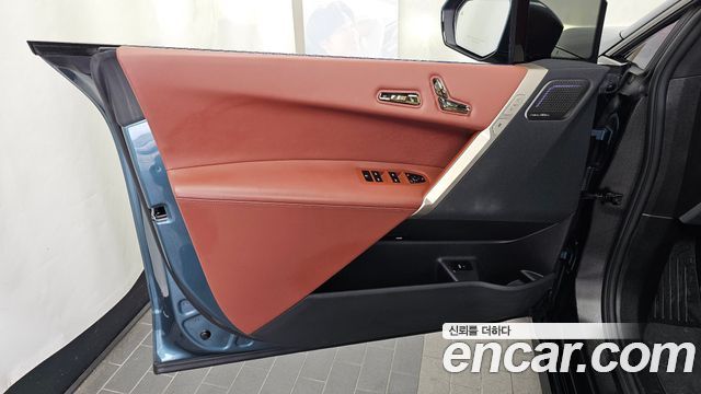 BMW iX xDrive50 Sports Plus 2023 — фото 30