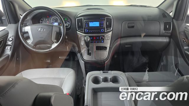 Hyundai Grand Starex Van 3-Seater Smart 2021 — фото 7
