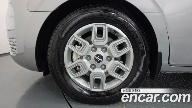 Hyundai Staria L3.5 Cargo 5-Seater Modern 2025 — фото 5