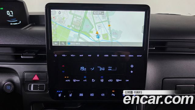 Hyundai Staria L3.5 Cargo 5-Seater Modern 2025 — фото 13