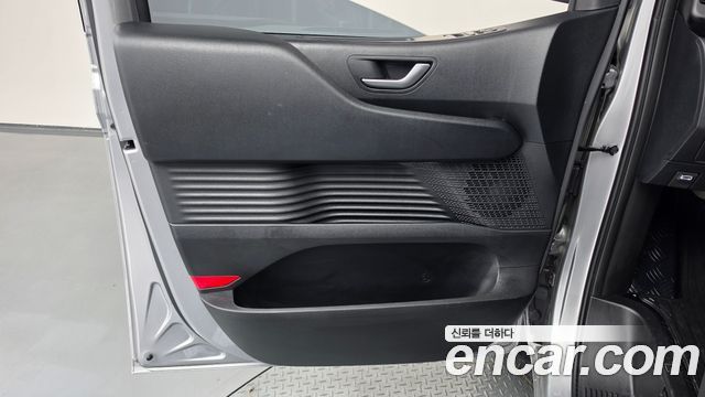 Hyundai Staria L3.5 Cargo 5-Seater Modern 2025 — фото 24