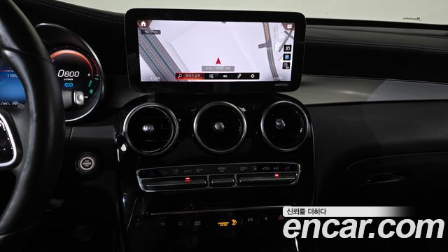 Mercedes-Benz GLC-Class (X253) GLC300e 4MATIC 2021 — фото 16