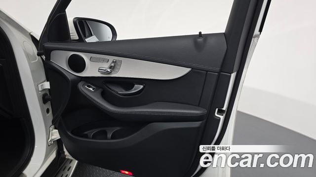 Mercedes-Benz GLC-Class (X253) GLC300e 4MATIC 2021 — фото 30