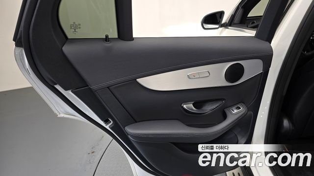 Mercedes-Benz GLC-Class (X253) GLC300e 4MATIC 2021 — фото 31