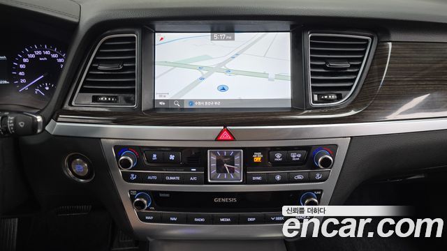 Genesis G80 3.3 GDI AWD Premium Luxury 2019 — фото 13