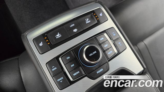 Genesis G80 3.3 GDI AWD Premium Luxury 2019 — фото 18
