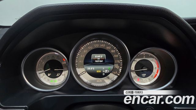 Mercedes-Benz E-Class (W212) E220 Bluetec Avantgarde Sport 2016 — фото 8