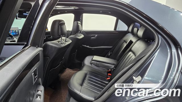 Mercedes-Benz E-Class (W212) E220 Bluetec Avantgarde Sport 2016 — фото 11