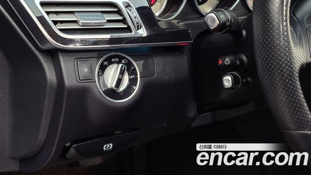 Mercedes-Benz E-Class (W212) E220 Bluetec Avantgarde Sport 2016 — фото 13