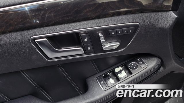 Mercedes-Benz E-Class (W212) E220 Bluetec Avantgarde Sport 2016 — фото 19