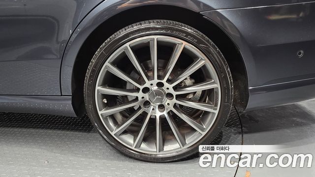 Mercedes-Benz E-Class (W212) E220 Bluetec Avantgarde Sport 2016 — фото 21