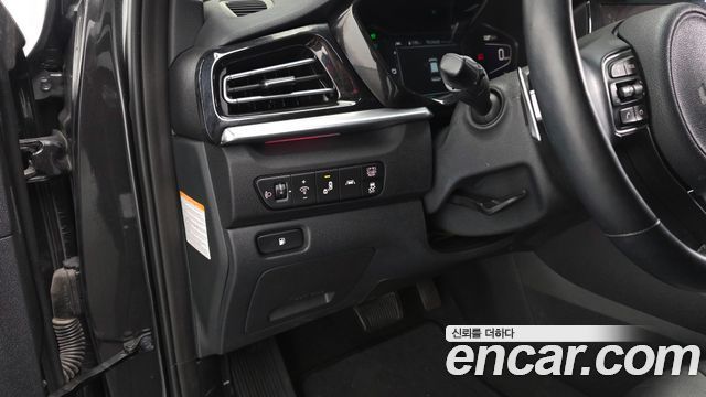 Kia Niro 1.6 HEV Signature 2022 — фото 13